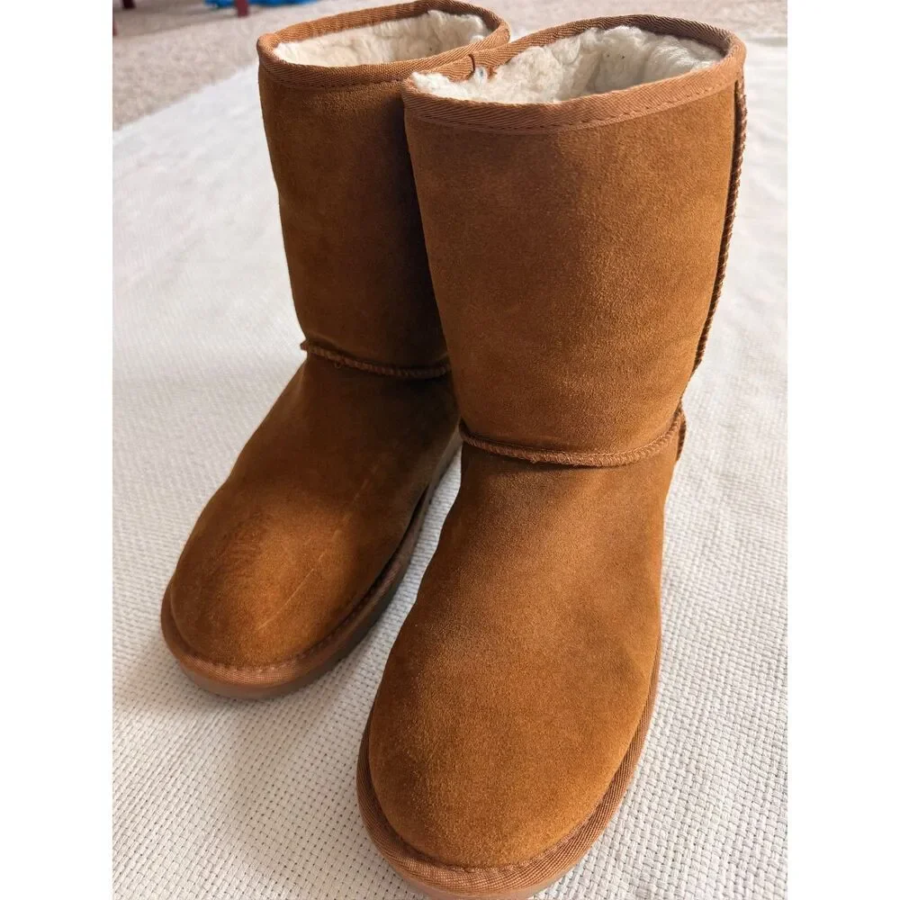Koolaburra by UGG Short Boot Women's | Chestnut Suede Sherpa Style 1017090W